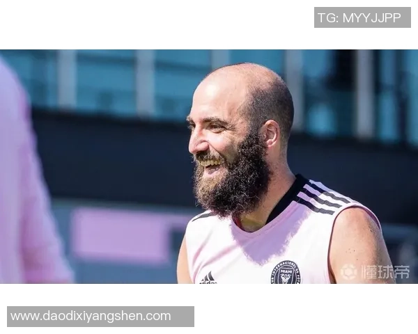 足球大师永贝里捏脸技术揭秘如何打造完美球员形象与风格